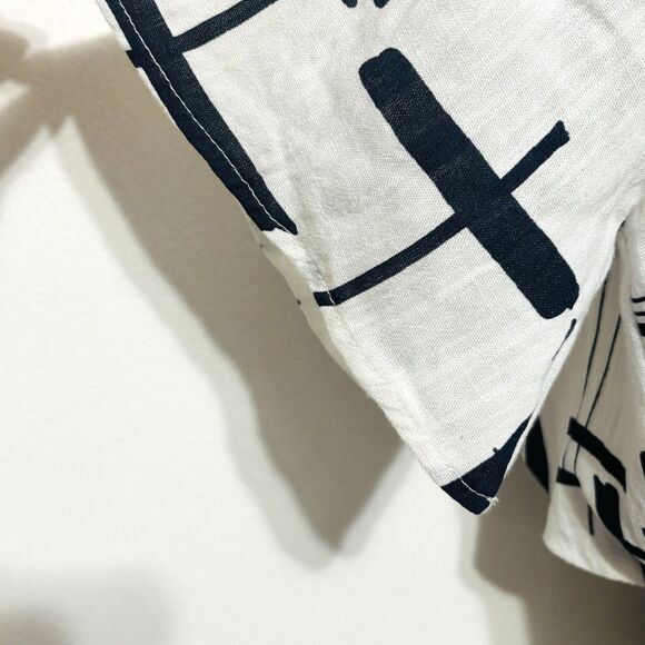 Akira Chicago Romper Sz Large Navy White Cutout Back Layered Short Sleeve - Picture 4 of 12